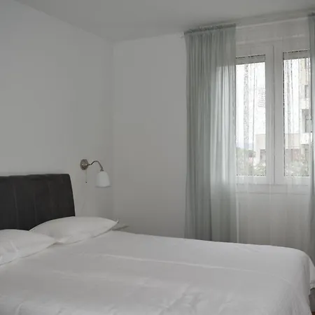 Apartment Aria *